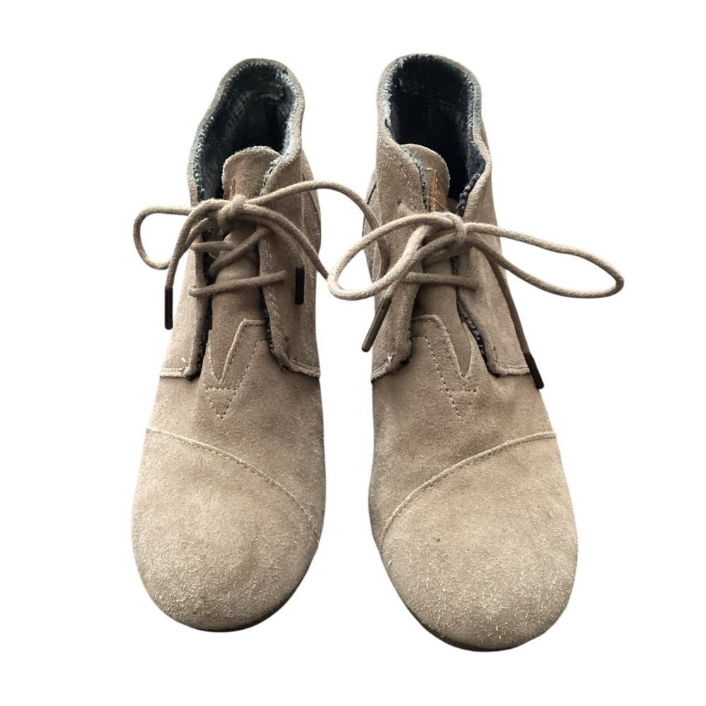 Toms Kala Tan Beige Suede Wedge Ankle Boots W8.5